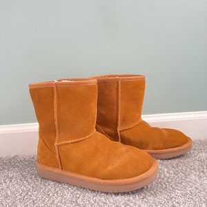 Kookaburra by Ugg kids boot, size 3